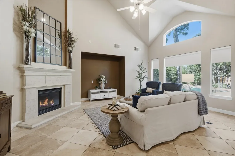 59 E Green Pastures Circle The Woodlands, TX 77382