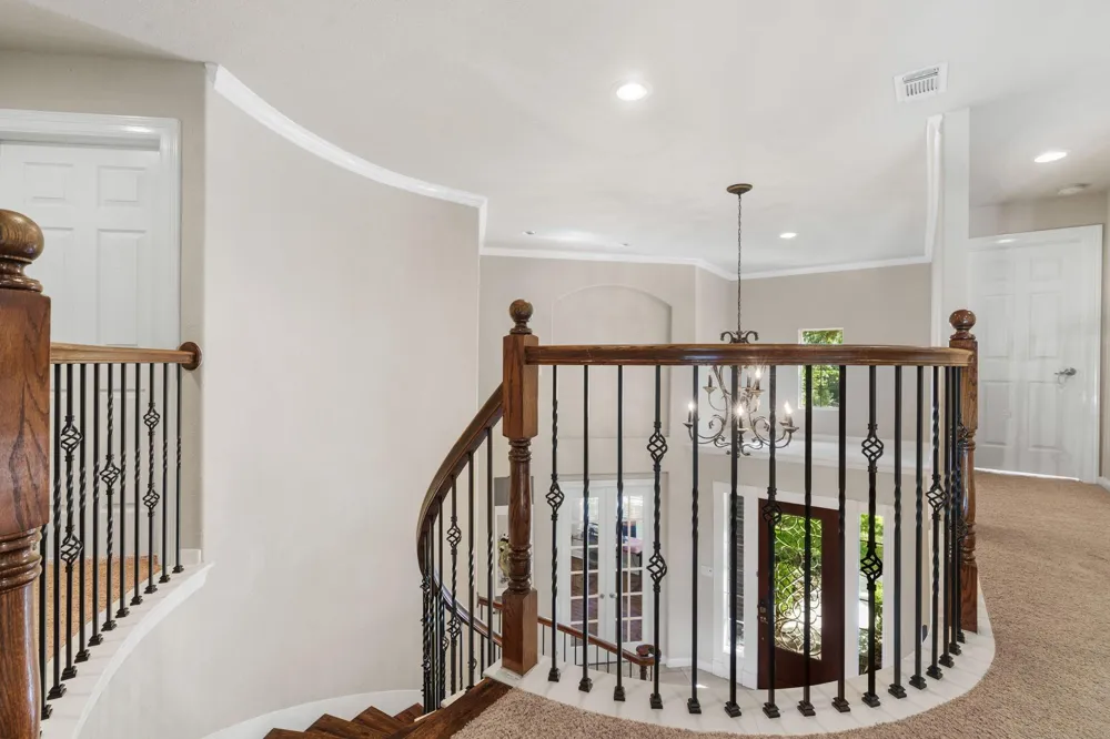 59 E Green Pastures Circle The Woodlands, TX 77382