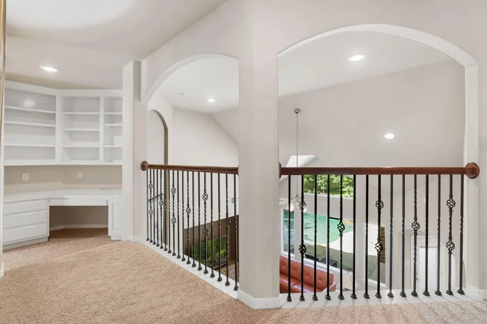 59 E Green Pastures Circle The Woodlands, TX 77382