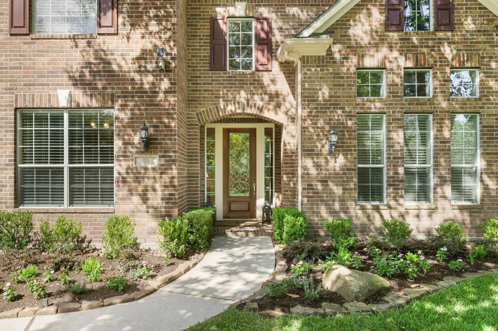 59 E Green Pastures Circle The Woodlands, TX 77382
