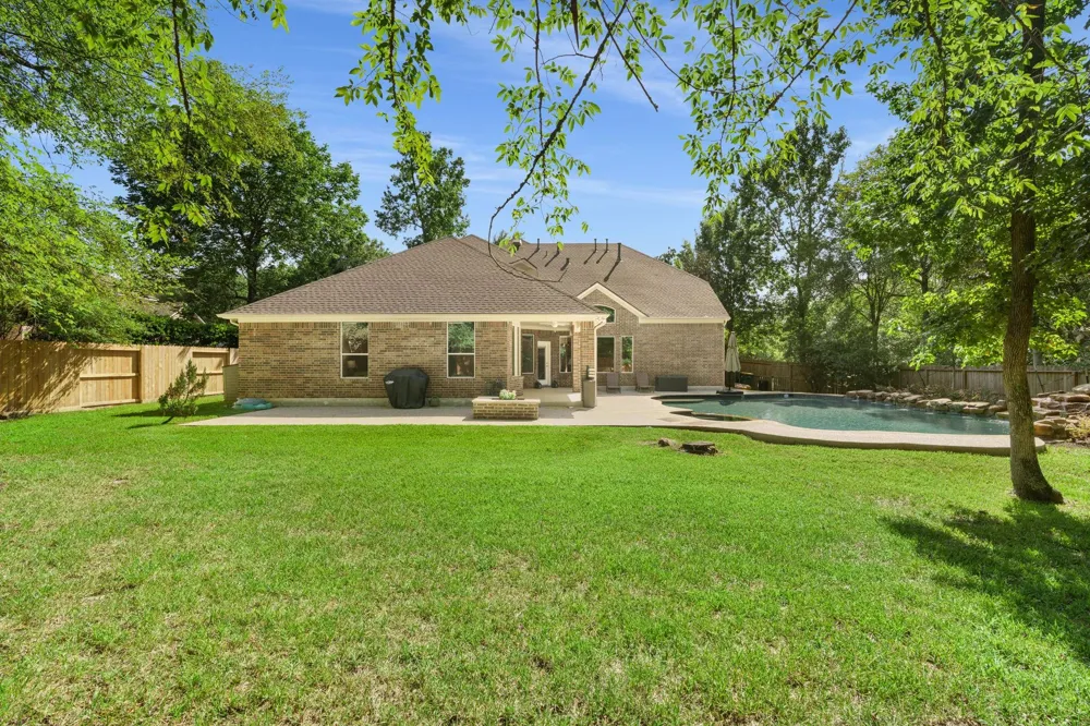 59 E Green Pastures Circle The Woodlands, TX 77382