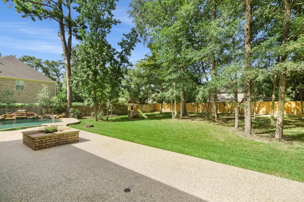 59 E Green Pastures Circle The Woodlands, TX 77382