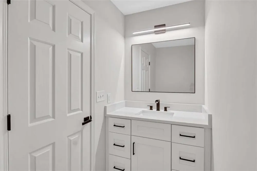 5010 Old Orr Road Flowery Branch, GA 30542