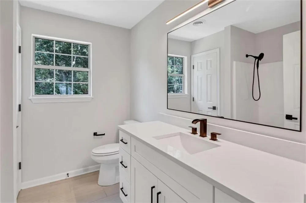 5010 Old Orr Road Flowery Branch, GA 30542