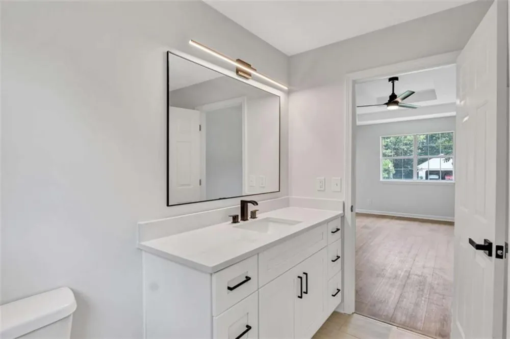 5010 Old Orr Road Flowery Branch, GA 30542