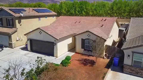 646 Luna Way