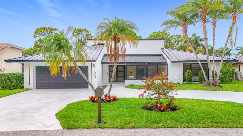 5100 Pineview Circle Delray Beach, FL 33445