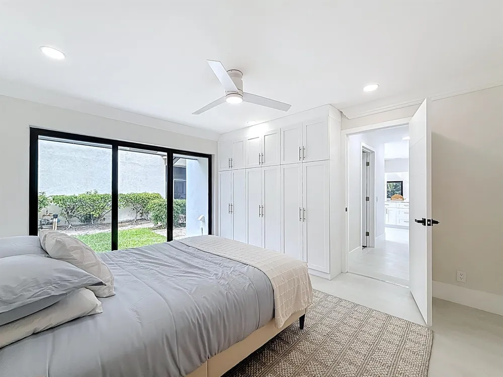 5100 Pineview Circle Delray Beach, FL 33445