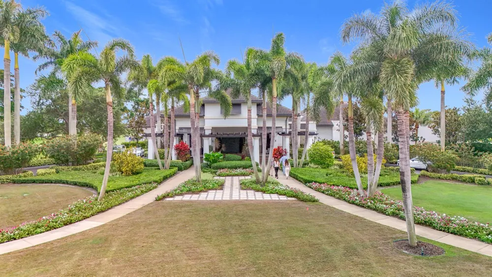 5100 Pineview Circle Delray Beach, FL 33445