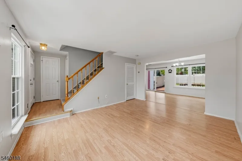 35 Byrnes Ln Sayreville, NJ 08872