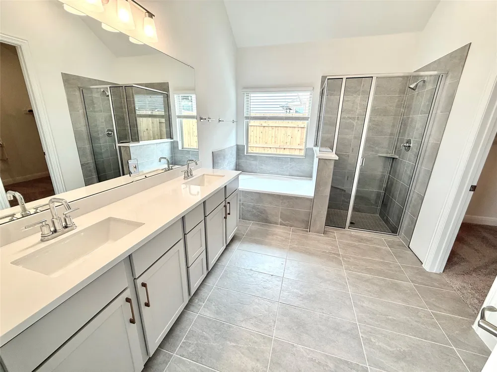 241 Mango Circle Buda, TX 78610