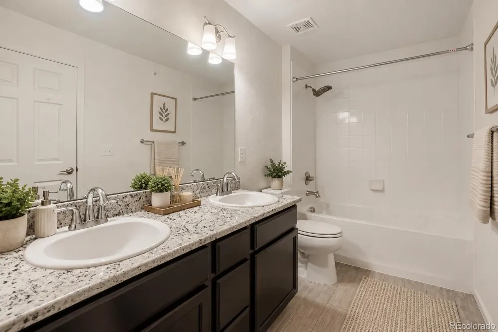 15165 E 16th Place #203 Aurora, CO 80011