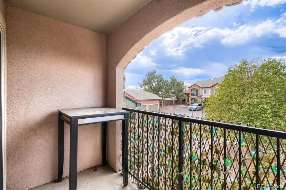 15165 E 16th Place #203 Aurora, CO 80011
