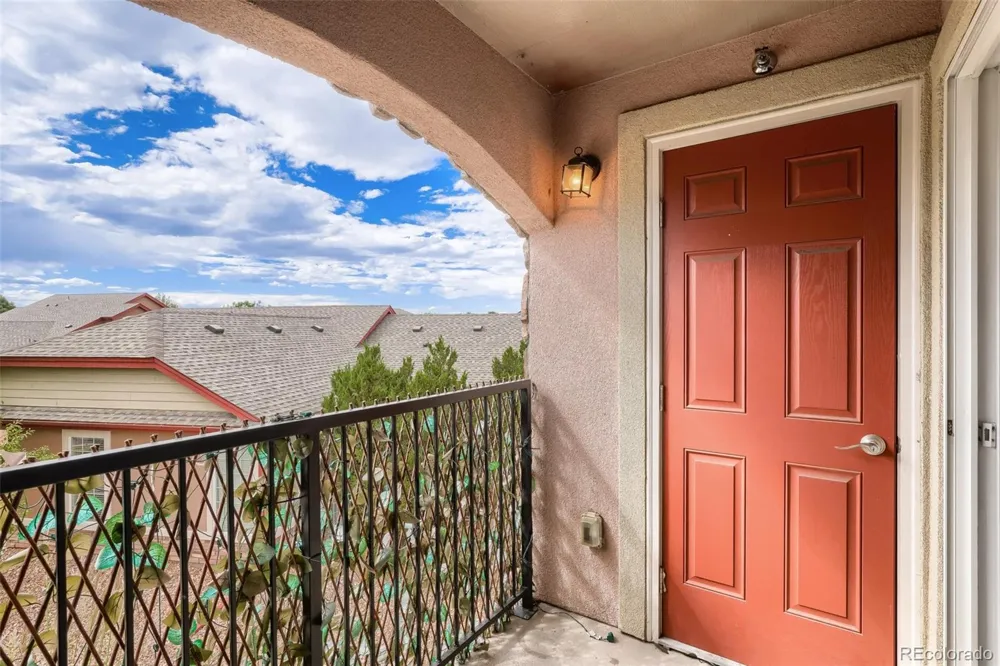 15165 E 16th Place #203 Aurora, CO 80011