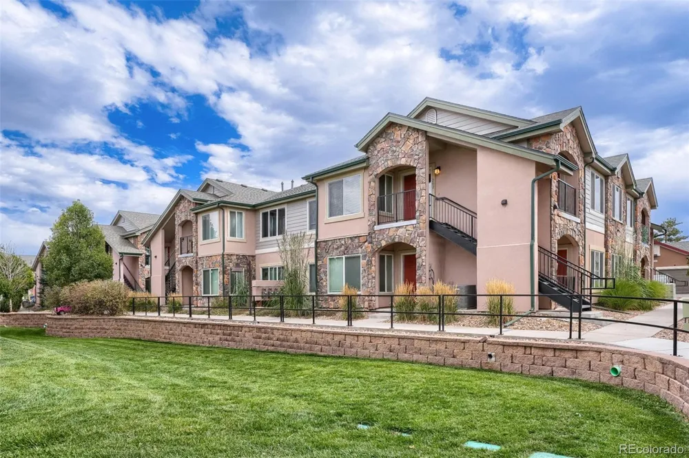 15165 E 16th Place #203 Aurora, CO 80011