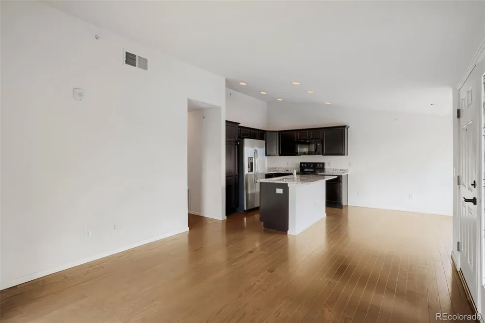 15165 E 16th Place #203 Aurora, CO 80011