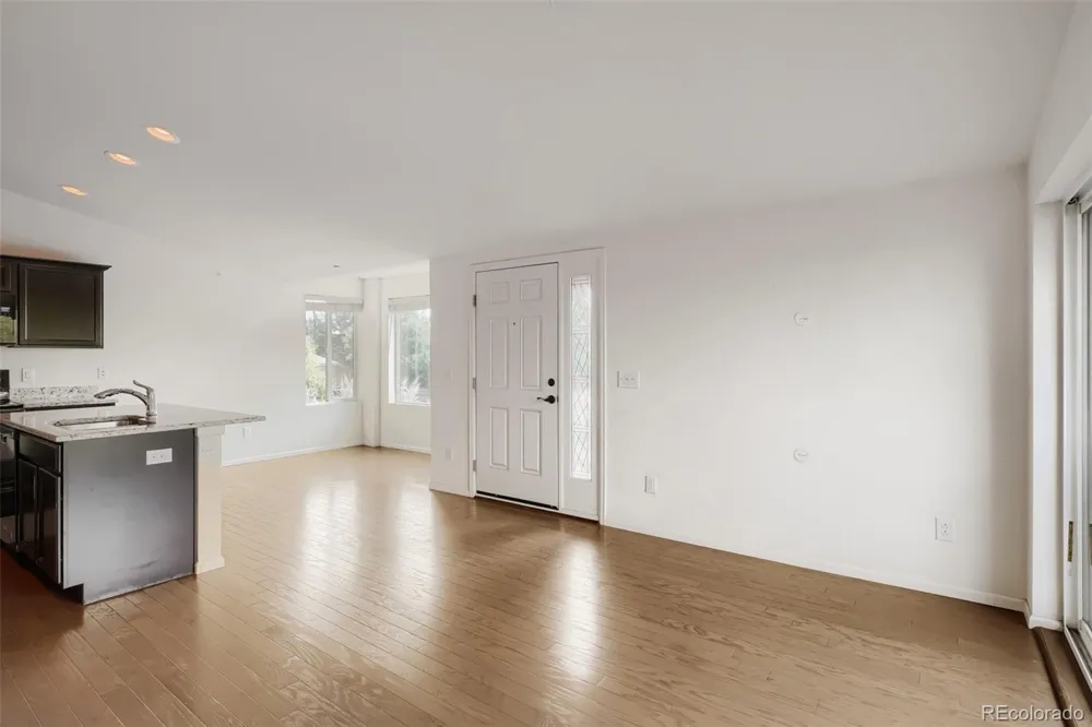 15165 E 16th Place #203 Aurora, CO 80011