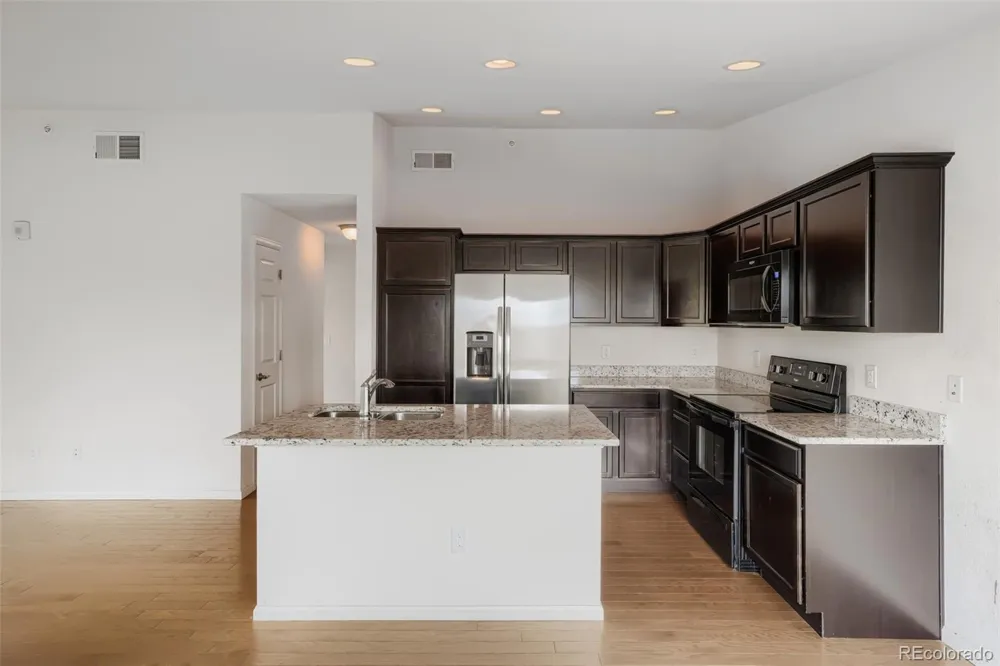 15165 E 16th Place #203 Aurora, CO 80011