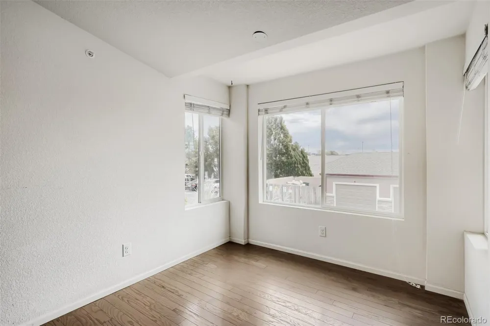 15165 E 16th Place #203 Aurora, CO 80011