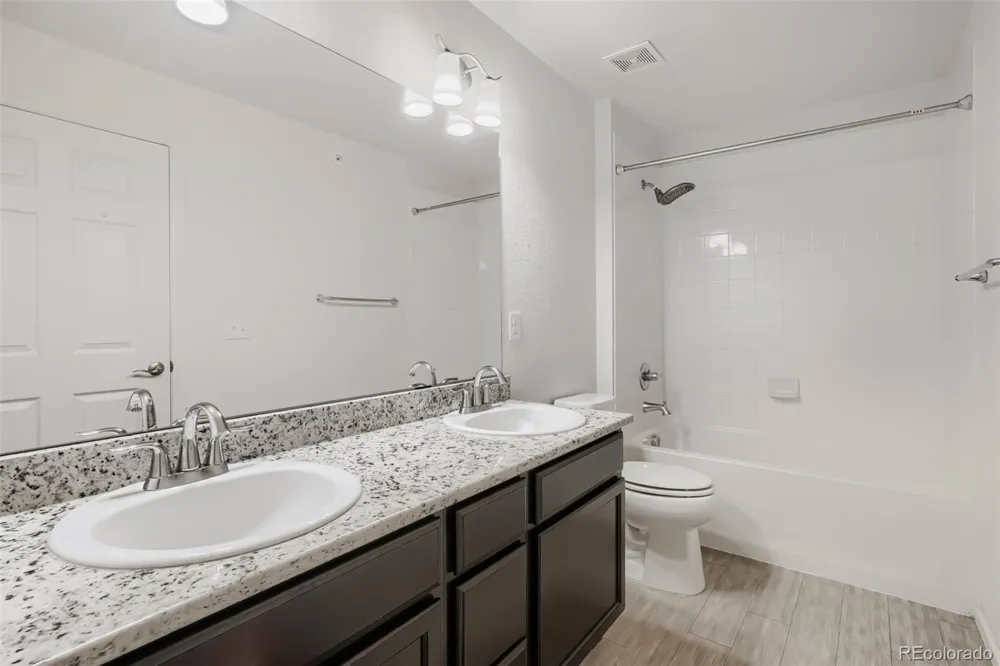15165 E 16th Place #203 Aurora, CO 80011