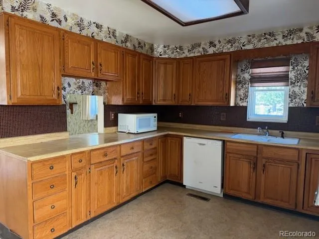 3134 Blackhawk Street Aurora, CO 80011