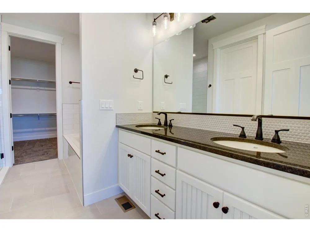 5705 2nd St Rd Greeley, CO 80634