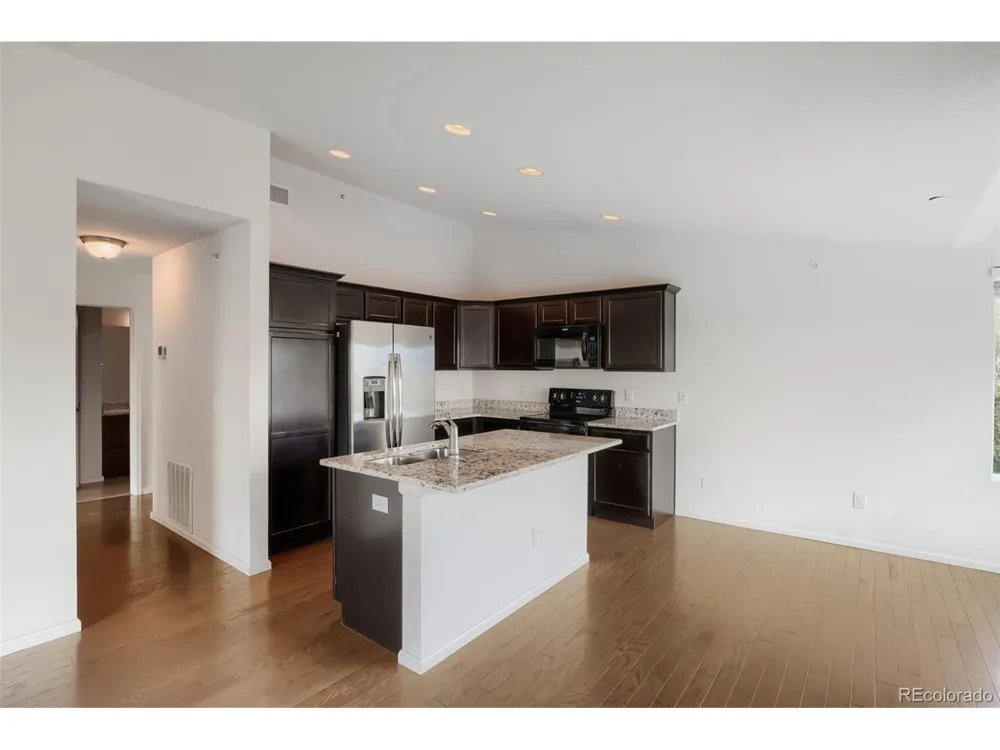 15165 E 16th Place #203 Aurora, CO 80011