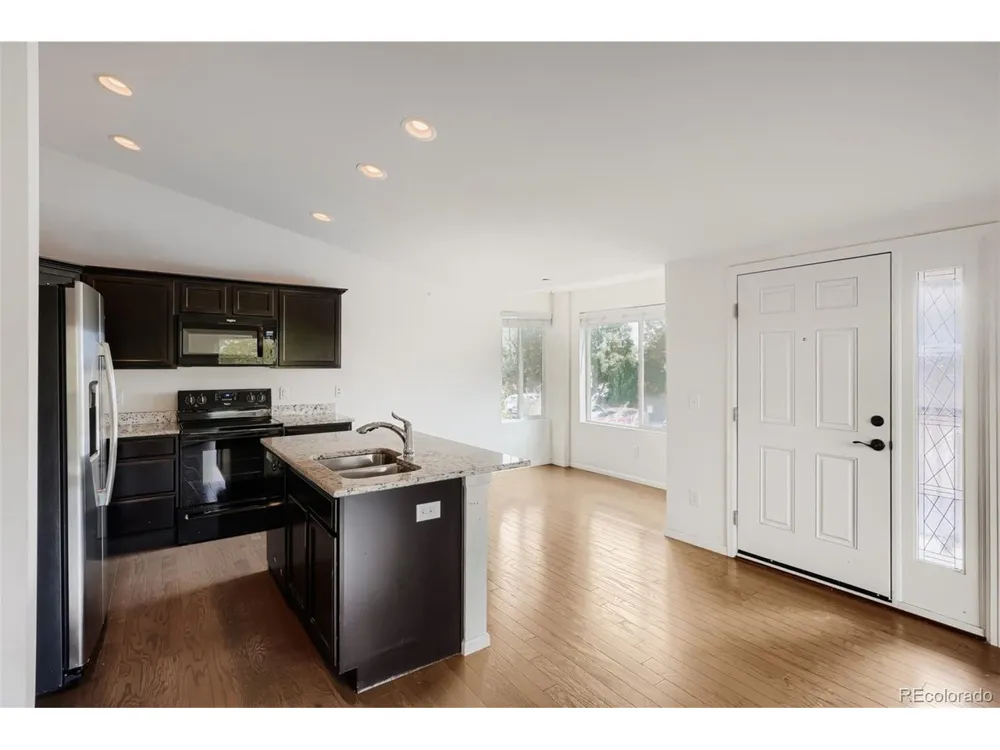 15165 E 16th Place #203 Aurora, CO 80011