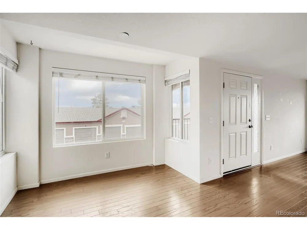 15165 E 16th Place #203 Aurora, CO 80011