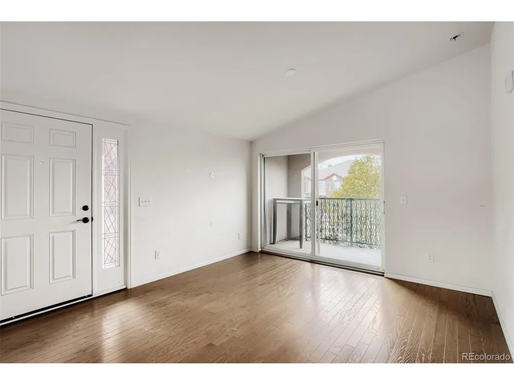 15165 E 16th Place #203 Aurora, CO 80011