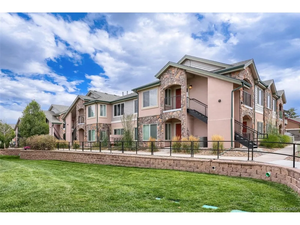 15165 E 16th Place #203 Aurora, CO 80011