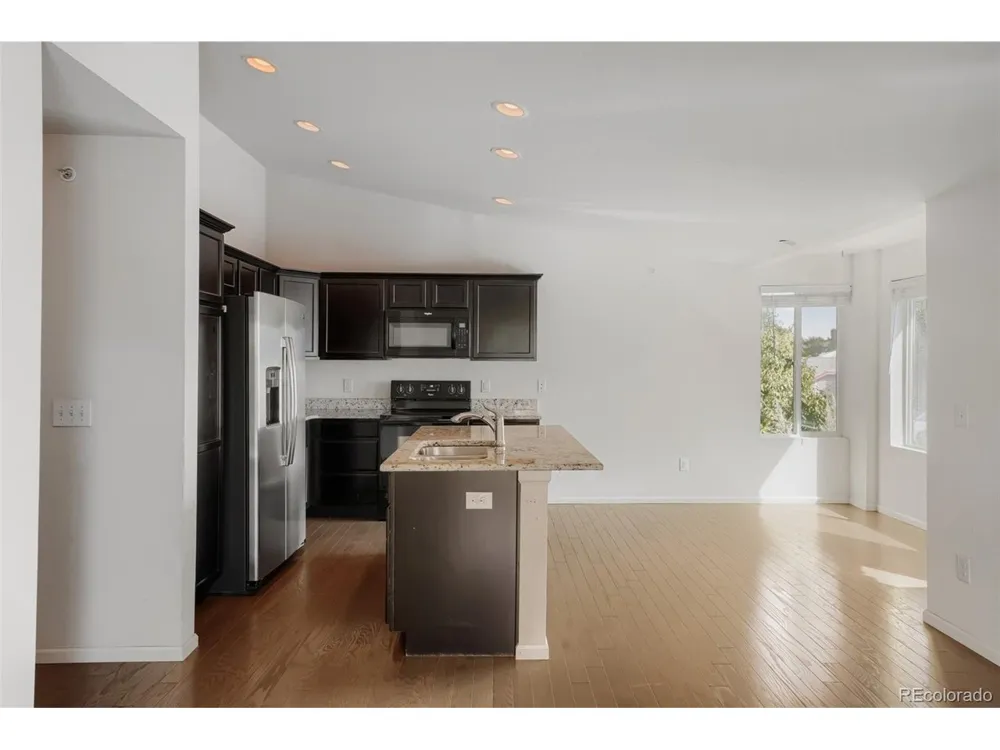 15165 E 16th Place #203 Aurora, CO 80011