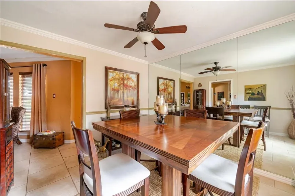 2526 Creekway Circle Missouri City, TX 77459