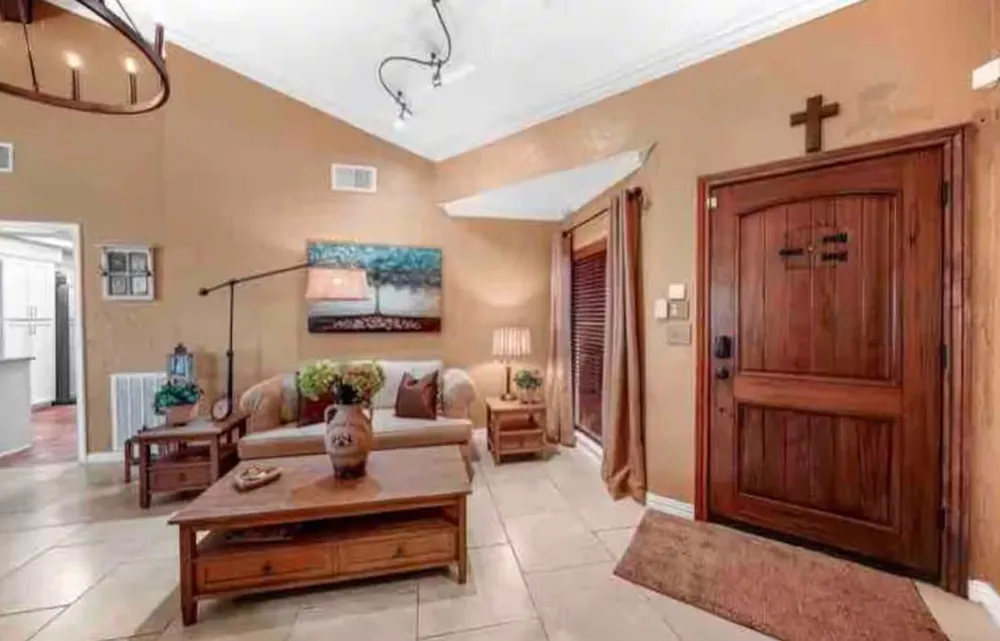 2526 Creekway Circle Missouri City, TX 77459