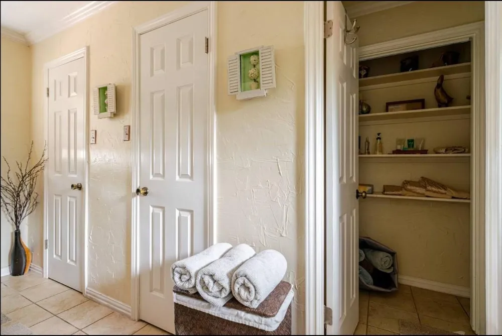 2526 Creekway Circle Missouri City, TX 77459