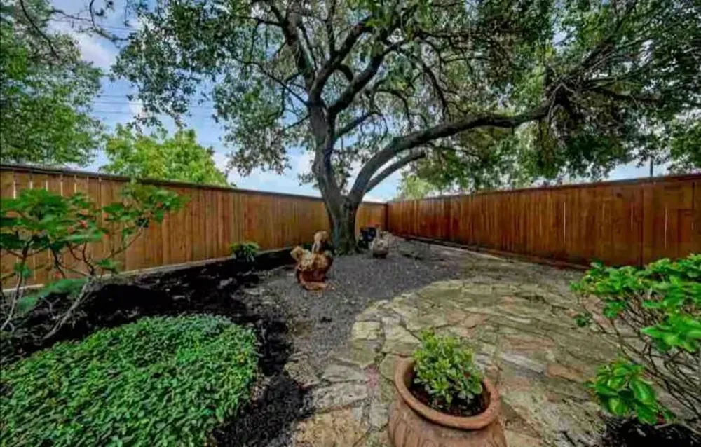 2526 Creekway Circle Missouri City, TX 77459