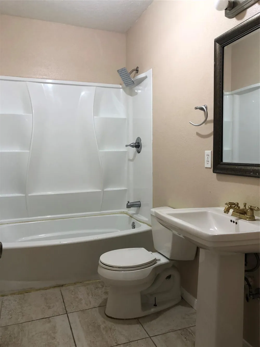 703 Avenue B Freeport, TX 77541