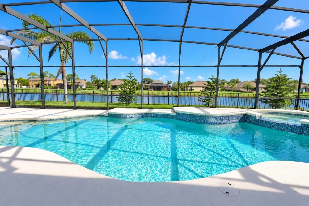 6460 Palm Place Vero Beach, FL 32967