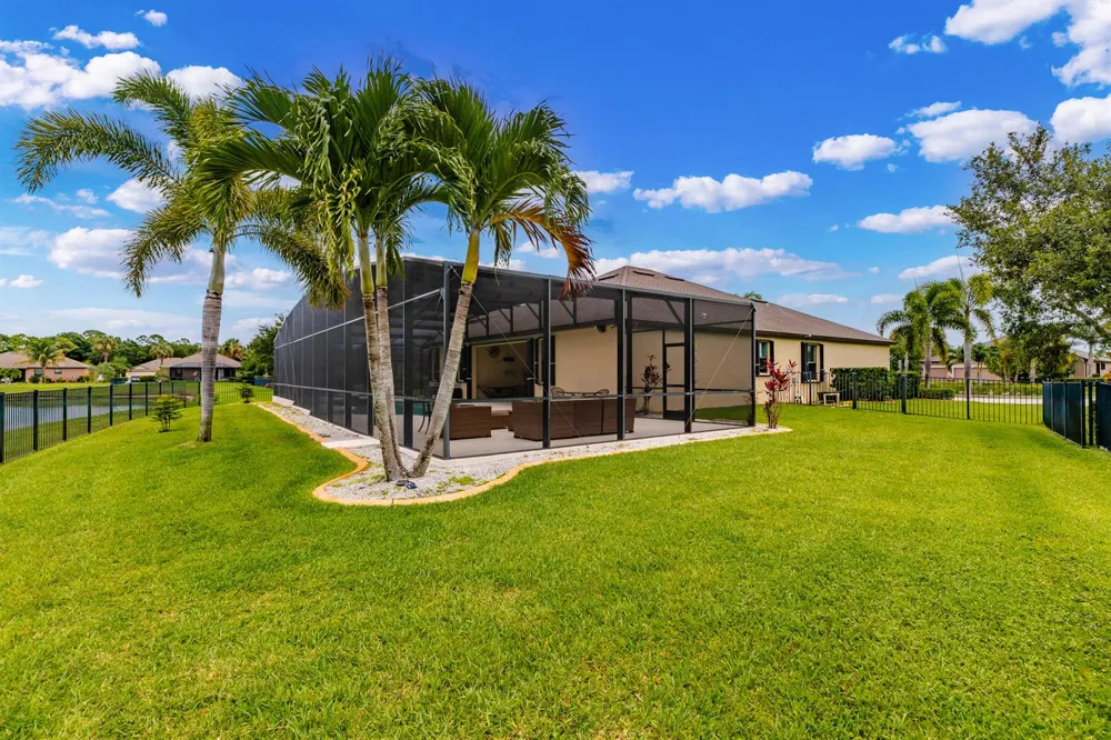 6460 Palm Place Vero Beach, FL 32967