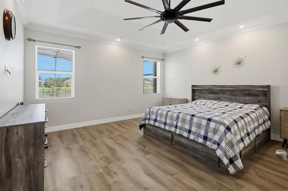 6460 Palm Place Vero Beach, FL 32967