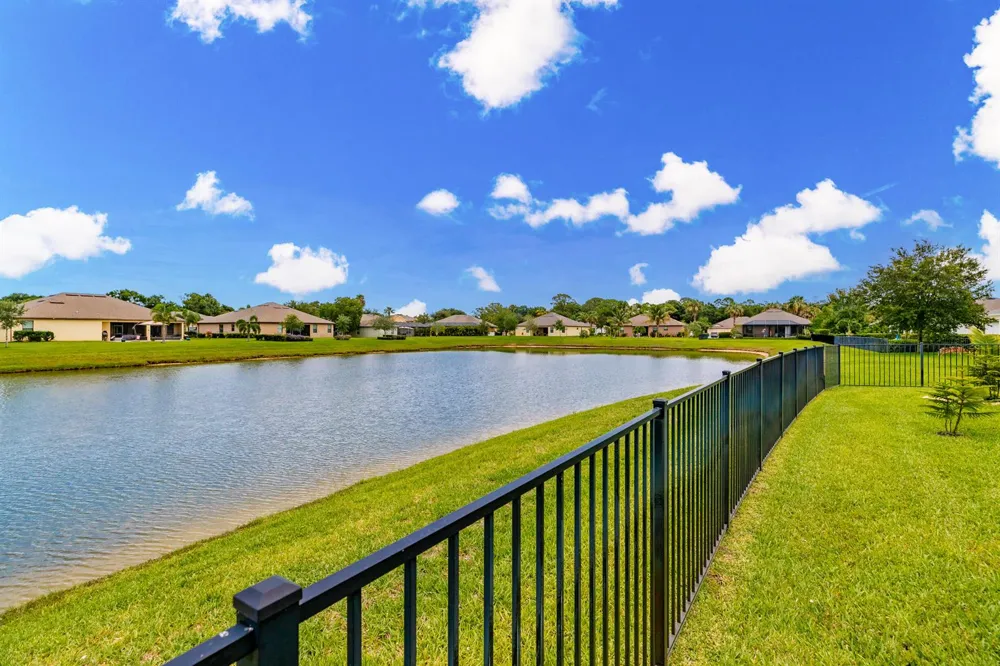 6460 Palm Place Vero Beach, FL 32967