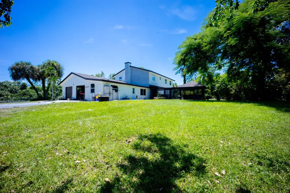 9435 EL PASO DRIVE Lake Worth, FL 33467