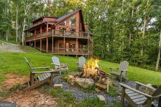 34 Highland Forest TRL Morganton, GA 30560