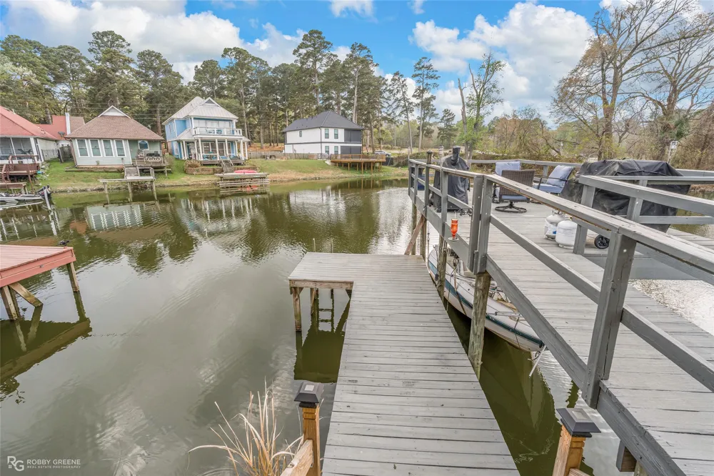 5860 S Lakeshore Drive #12 Shreveport, LA 71119