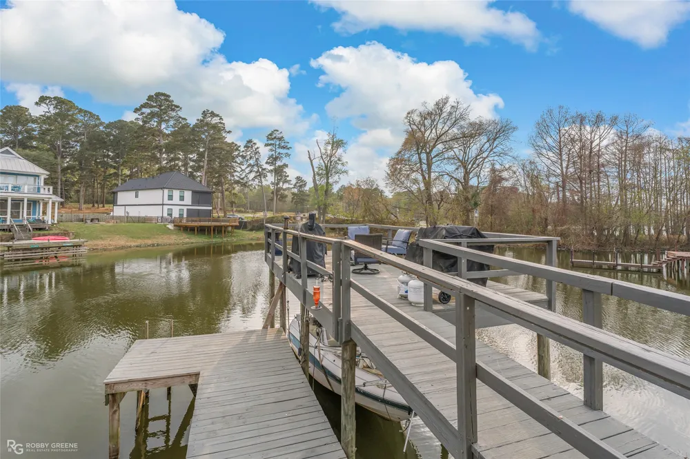 5860 S Lakeshore Drive #12 Shreveport, LA 71119
