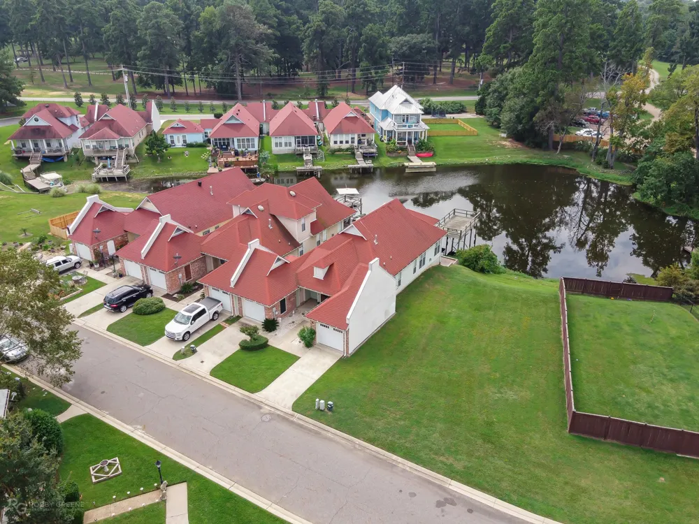 5860 S Lakeshore Drive #12 Shreveport, LA 71119