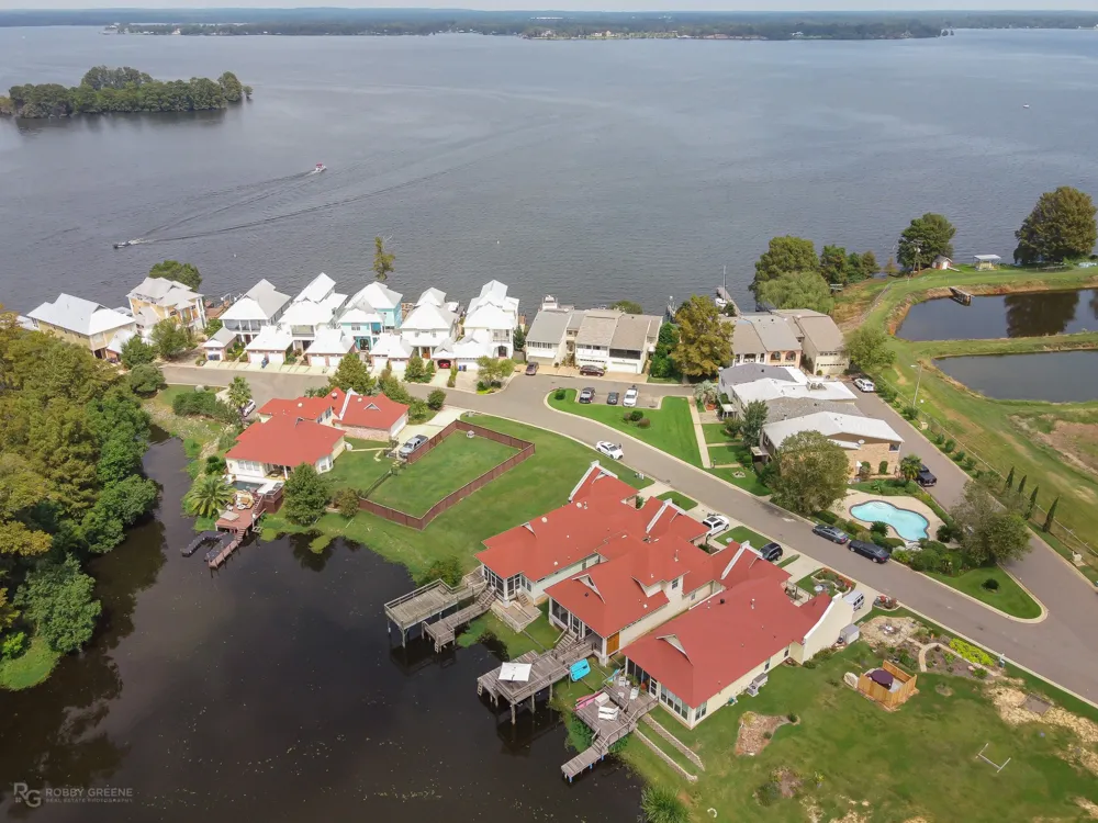 5860 S Lakeshore Drive #12 Shreveport, LA 71119