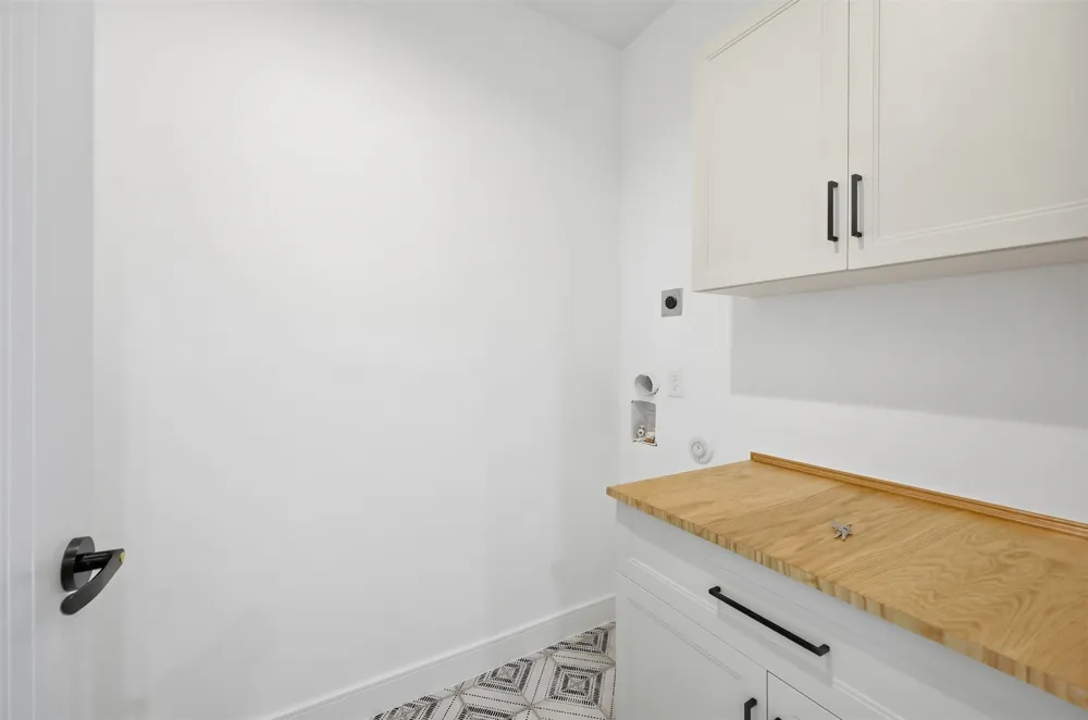 4635 Manett Street #108 Dallas, TX 75204