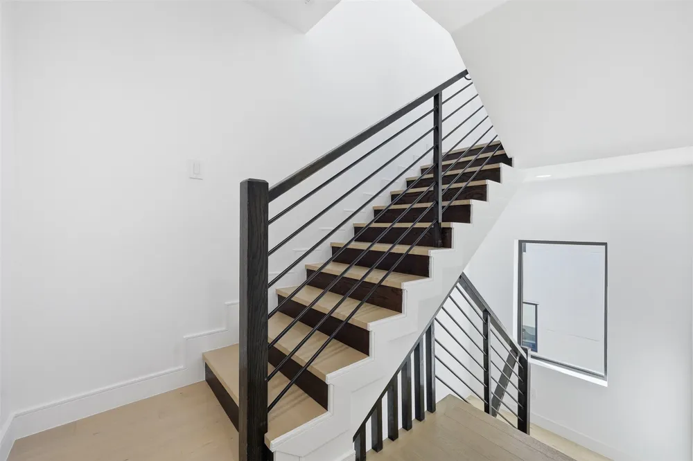 4635 Manett Street #108 Dallas, TX 75204