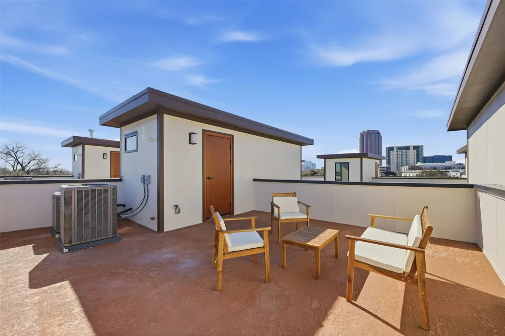 4635 Manett Street #108 Dallas, TX 75204